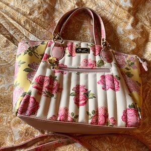 Betsey Johnson handle/shoulder bag